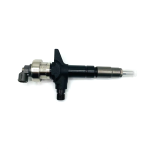 095000-5750/095000-5751 Fuel Injector for ISUZU Truck 4JJ1 Engine - Image 2