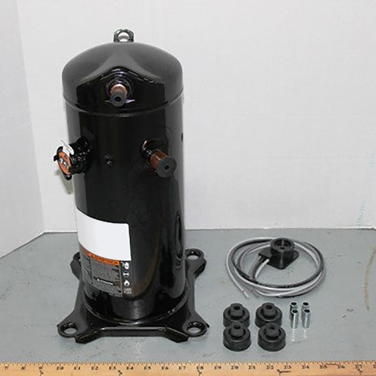1065457 Compressor