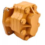 Hydraulic Clutch Pump 07421-71401 for Komatsu Engine 4D94E-1 Bulldozer D20P-6 - Image 4